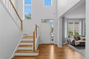 65 Eldorado Ct, White Plains, NY 10603 - Photo 2