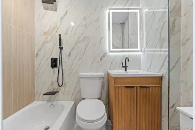 9016 102nd Street, Richmond Hill, NY 11418 - Photo 6