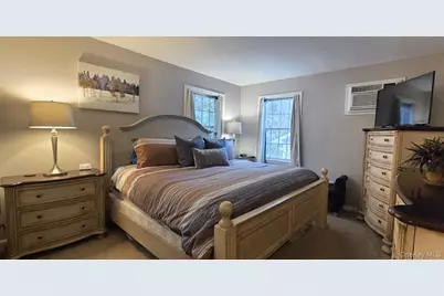 36 E Washington Place, White Plains, NY 10603 - Photo 6