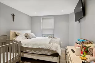 1225 Hollywood Ave, Bronx, NY 10461 - Photo 10