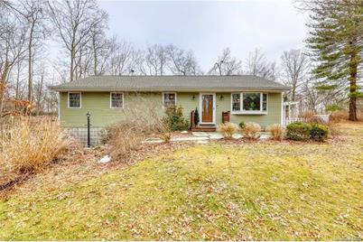 2 Otter Road, Campbell Hall, NY 10916 - Photo 1