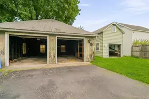 32 Kingston Ave, Port Jervis, NY 12771 - Photo 34