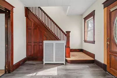 32 Kingston Avenue, Port Jervis, NY 12771 - Photo 6