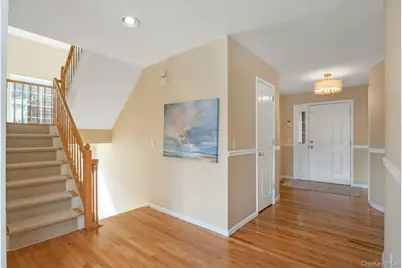 7 Deer Tree Lane, Briarcliff Manor, NY 10510 - Photo 2