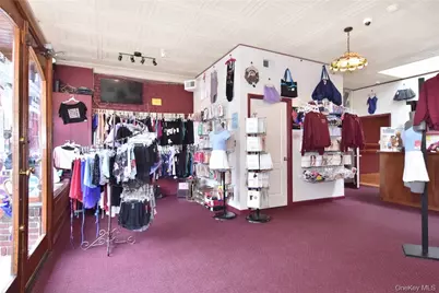 504 Fifth Avenue, Pelham, NY 10803 - Photo 10