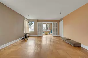 2798 Pond Pl, Bronx, NY 10458 - Photo 4