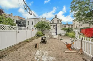 2798 Pond Pl, Bronx, NY 10458 - Photo 24