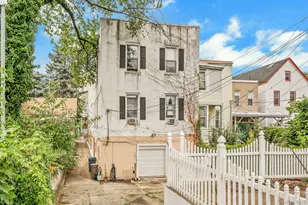 2798 Pond Pl, Bronx, NY 10458 - Photo 22