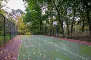 1 Woods View Ct, Yorktown Heights, NY 10598 - Photo 30