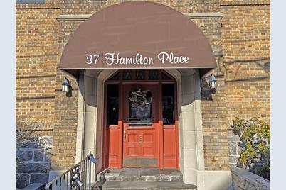 37 Hamilton Place #1D - Photo 1