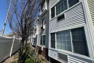 94-24 Magnolia Ct, Jamaica, NY 11417 - Photo 2