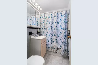 525 W 236 Street #5B, Bronx, NY 10463 - Photo 16