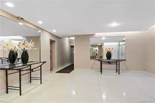 525 W 236th St, Bronx, NY 10463 - Photo 2