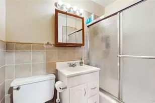 100 Diplomat Dr, Mount Kisco, NY 10549 - Photo 14