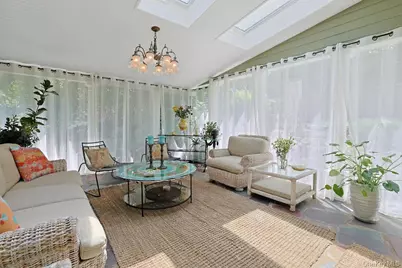 97 Underhill Road, Scarsdale, NY 10583 - Photo 10