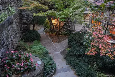 2501 Palisade Avenue #E3, Bronx, NY 10463 - Photo 12