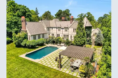 19 Park Drive S, Rye, NY 10580 - Photo 2