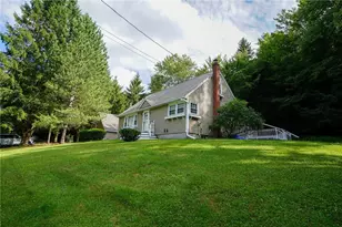 437 Lindholm Rd, Fallsburg, NY 12747 - Photo 32