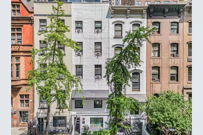 113 E 39th Street, New York, NY 10016 - Photo 1