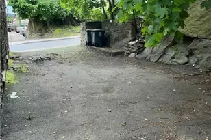 27 Fox Island Rd, Port Chester, NY 10573 - Photo 28