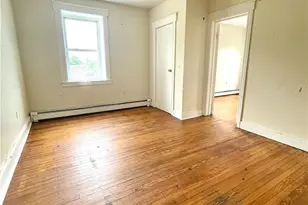 27 Fox Island Rd, Port Chester, NY 10573 - Photo 6