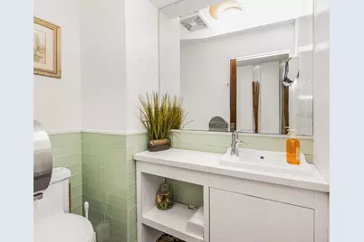 115 E 39th Street, New York, NY 10016 - Photo 4