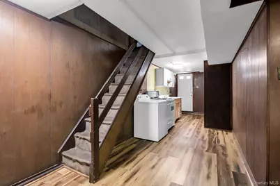 1832 Narragansett Avenue Avenue, Bronx, NY 10461 - Photo 16