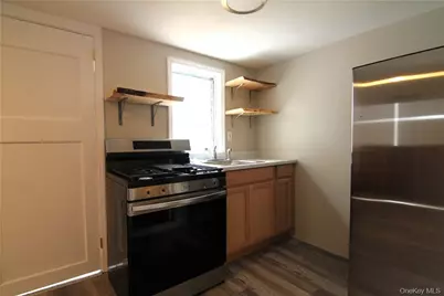 71 Miller Road #5, Hopewell Junction, NY 12533 - Photo 6