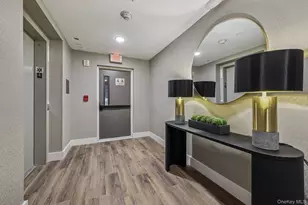 199 E Post Rd, White Plains, NY 10601 - Photo 10