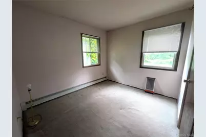 6 Crawford Street, Pine Bush, NY 12566 - Photo 12