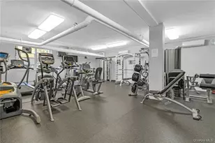 3935 Blackstone Ave, Bronx, NY 10471 - Photo 16