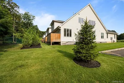 16 Dessau Circle, Spring Valley, NY 10977 - Photo 8