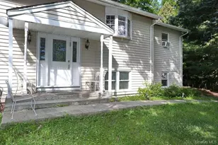 1 Charlotte Dr, Spring Valley, NY 10977 - Photo 4