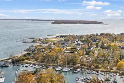 640 Orchard Street, New Suffolk, NY 11956 - Photo 1