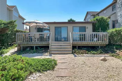 11A Oakhurst Road, Hampton Bays, NY 11946 - Photo 2