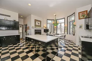 - Wheatley Rd, Old Westbury, NY 11568 - Photo 18