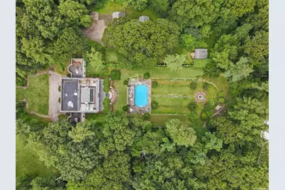 - Wheatley Road, Old Westbury, NY 11568 - Photo 8