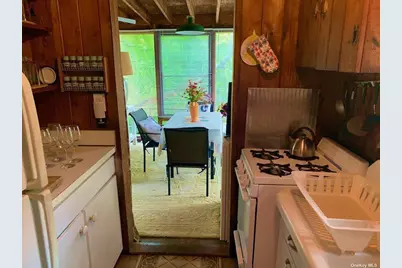 30 Gale Walk, Seaview, NY 11770 - Photo 6