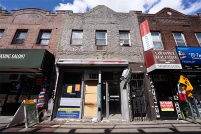 95-07 Roosevelt Avenue, Jackson Heights, NY 11372 - Photo 1