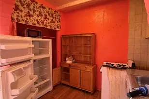 95-07 Roosevelt Ave, Jackson Heights, NY 11372 - Photo 6