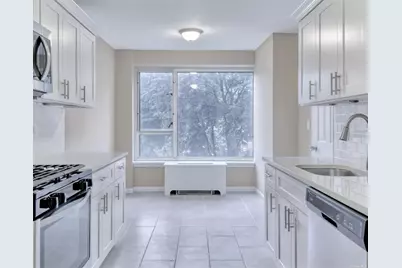 166-25 Powells Cove Boulevard #4D, Whitestone, NY 11357 - Photo 10