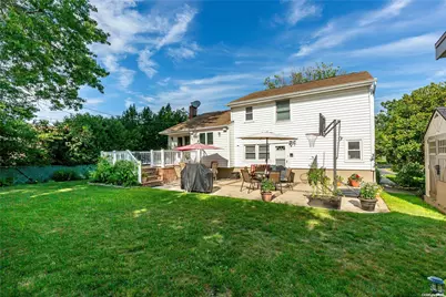 29 Roberta Lane, Syosset, NY 11791 - Photo 26