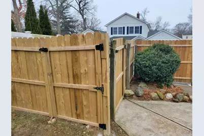 62 Murdock Street, South Huntington, NY 11746 - Photo 16