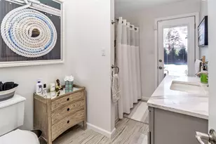 60 Lynncliff Rd, Hampton Bays, NY 11946 - Photo 34