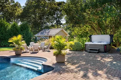 60 Lynncliff Road, Hampton Bays, NY 11946 - Photo 14