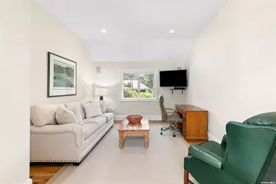 43 Bridle Path, Westhampton Beach, NY 11978 - Photo 6