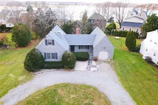 455 Fred St, New Suffolk, NY 11956 - Photo 2