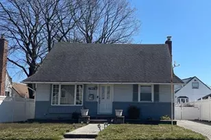 200 Raff Ave, Elmont, NY 11003 - Photo 2