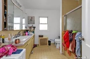 85-38 Homelawn St, Jamaica, NY 11432 - Photo 6