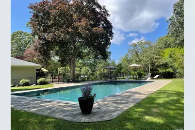 8 Coolidge Lane, East Quogue, NY 11942 - Photo 4